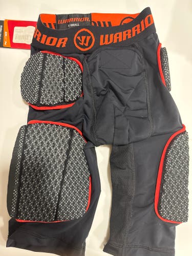 NWT Warrior Burn Padded Lacrosse Girdle / Shorts – Extra Small (XS, 24"x26")