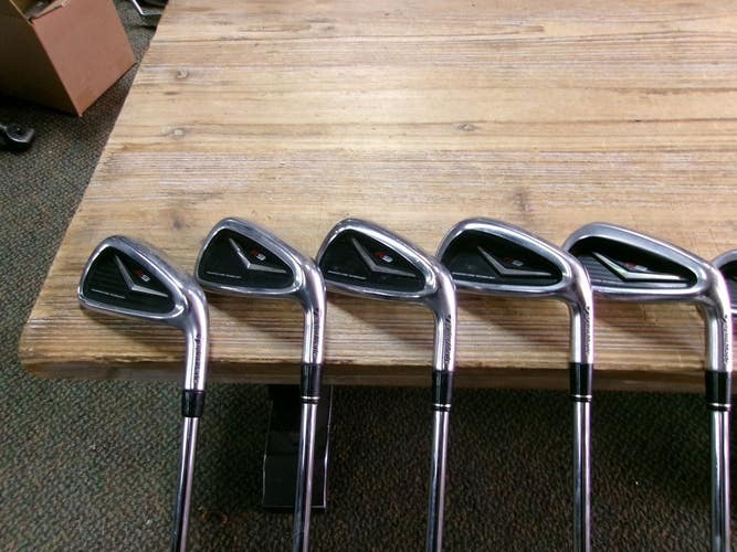 TAYLORMADE R9 IRON SET 4-PW/GW RH STEEL