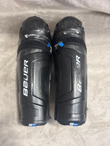 Junior Bauer X Shin Pads 12" (Used)