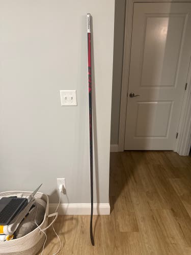 Senior CCM JetSpeed FT4 Pro Right Handed Hockey Stick P28 85 Flex Pro Stock (New)