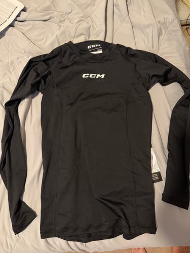 CCM (New) Performance Compression Long Sleeve Mens Medium M Blacks