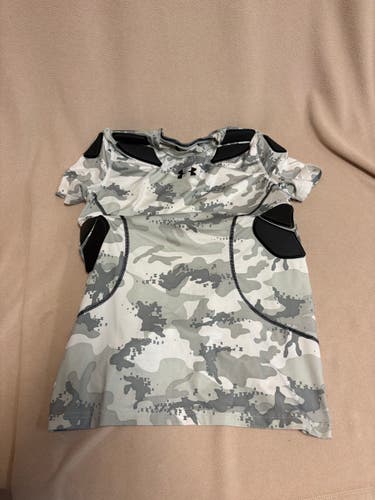 Headgear youth xl padded shirt (Used)