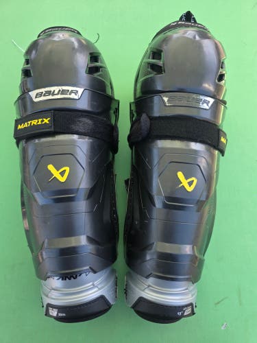 Intermediate Bauer Supreme Matrix Shin Pads 13"