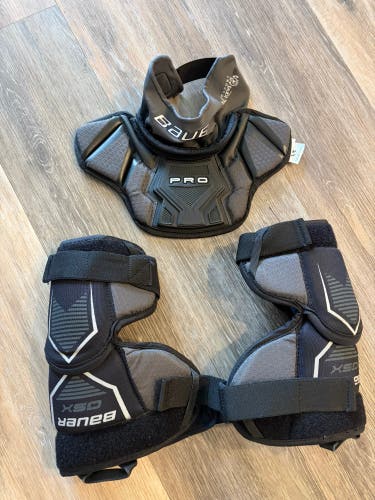 Bauer Goalie Knee Guards and Neckguard