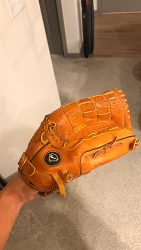 Nike Diamond Ready RH Outfield Baseball Glove 13" (Used)