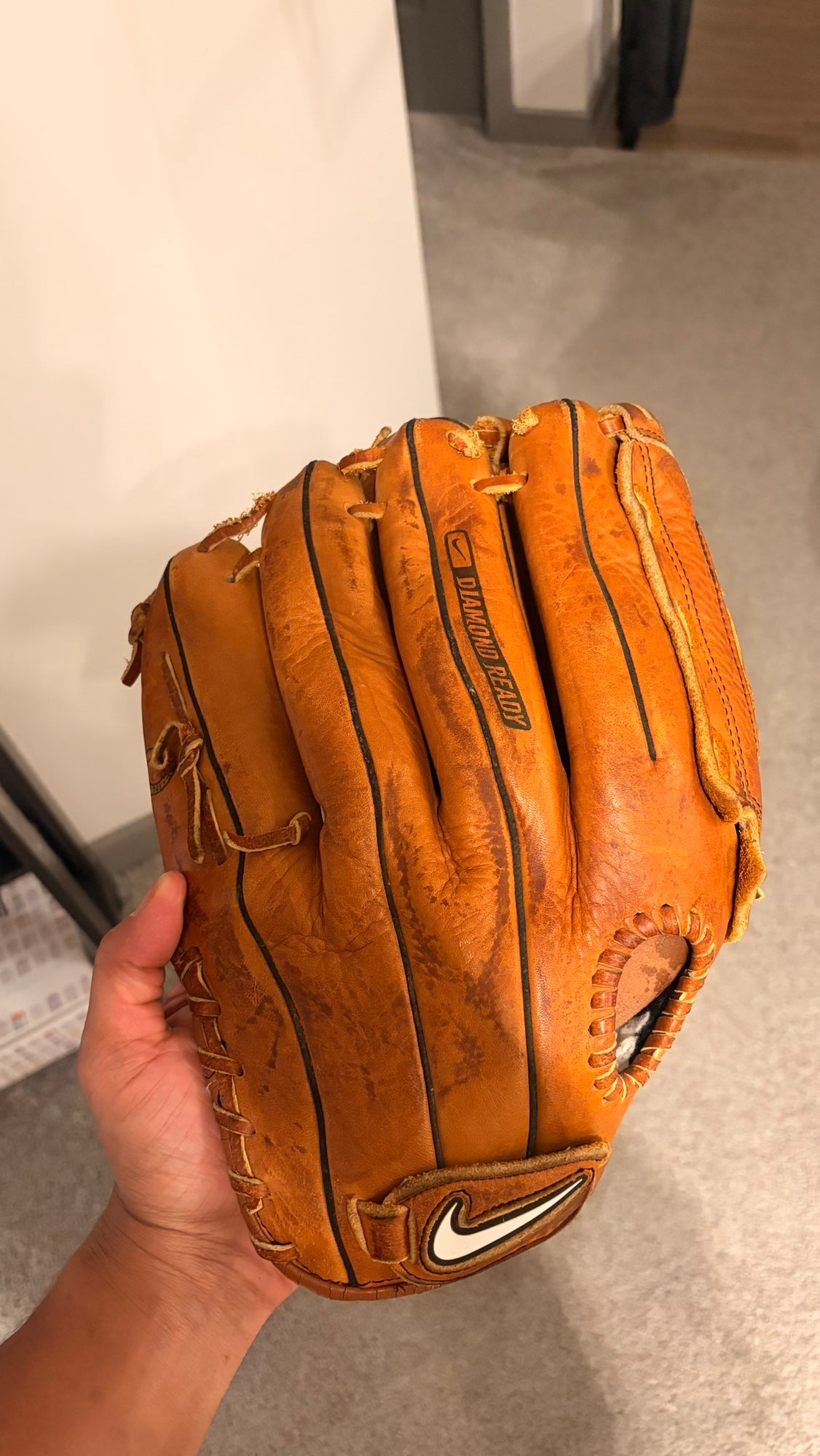 Nike Diamond Ready Gloves: Used & Clearance Deals Online