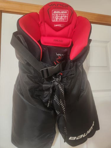 Men's Junior Large Bauer Vapor XLTX Pro Hockey Pants (Used)