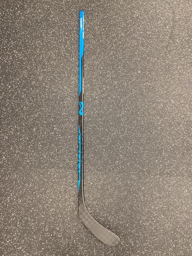 Used Bauer NEXUS PRO STOCK Senior One Piece Right 70 Flex 11851-S000052544