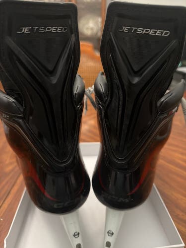 Black 2025 CCM JetSpeed FT890 Hockey Skates Regular Width 7 (Used)
