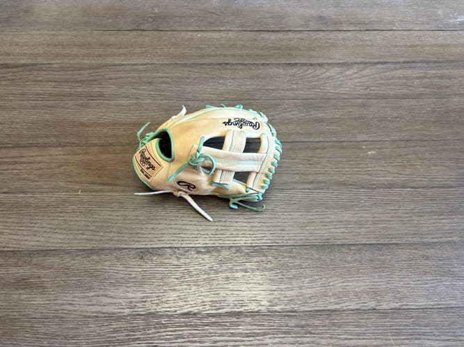 Rawlings Heart of the Hide 11.5" Single Post Web
