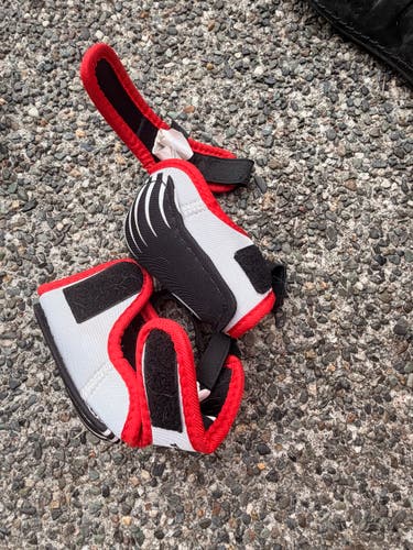 Youth Small Elbow Pads (Used)