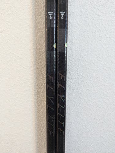 Bauer VAPOR HYPERLITE 2 Hockey Stick LEFT P92 82 flex SENIOR D1 Pro Stock 2 PACK Dressed as FLYLITE