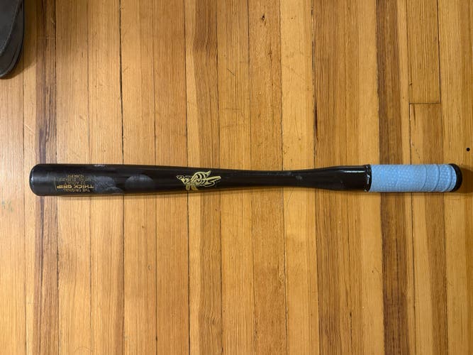 2026 Stinger Training Bat (-3) 30 oz 32" (Used)