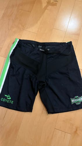Black Large Pant Shell (Used) Chicago Mission AAA