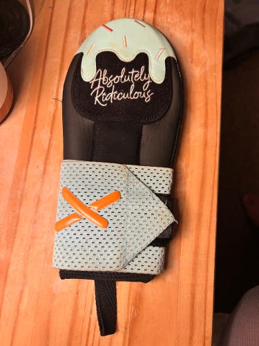 RARE ARIA Sliding Mitt