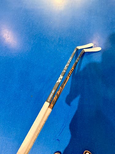 Senior Bauer Vapor XX Right Handed Hockey Stick Mid Pattern 87 Flex (Used)