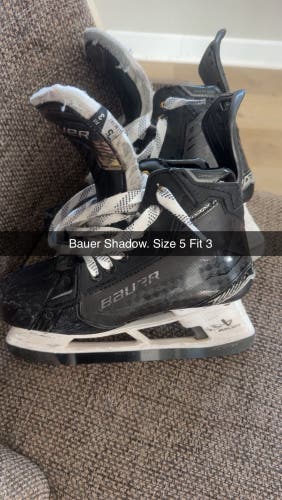 2024 Bauer Supreme Shadow Hockey Skates Size 5 (Used)