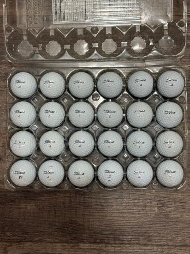 24 Titleist Pro V1x Golf Balls - 4A Near-Mint Condition