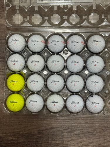 20 Titleist TruFeel Golf Balls - Mostly 5A Mint Condition