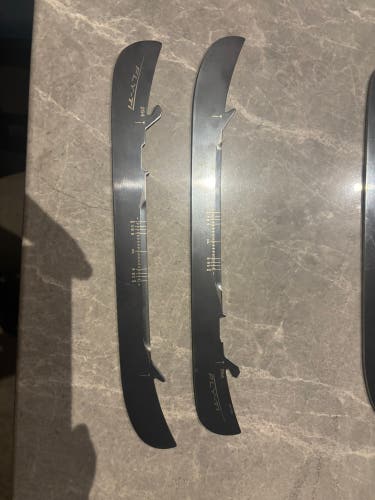 Bauer Fly-Ti 254 mm (New)
