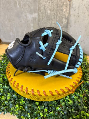 Nokona American Kip A-1150 11.5 Inch Baseball Glove Black and Blue