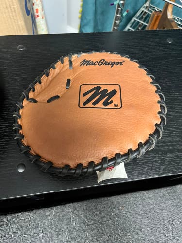 RH Infield Baseball Glove 10" (Used)