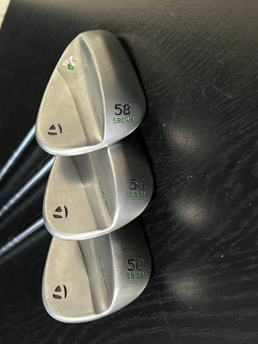 Lefty TaylorMade Milled Grind 4 Wedge Set 50, 54, 58 KBS 115 Regluar Flex