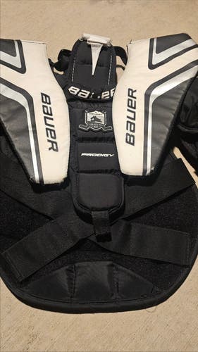 Bauer Prodigy Youth Goalie Chest Protector for young Kids