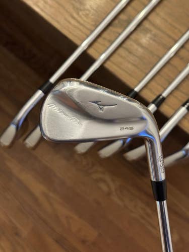Mizuno Pro 245 Iron Set (4-PW) Dynamic Gold X100 shafts (xtra stiff)