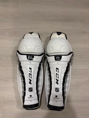 Senior CCM 21K 15" Shin Pads Pro Stock (Used)