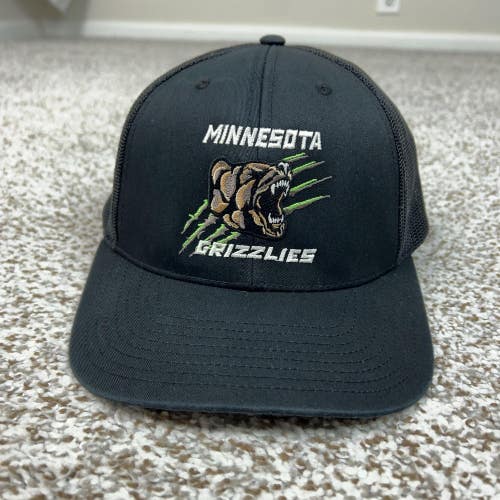 Minnesota Grizzlies Hat Cap Snap Back Mens One Size Black Trucker Sports Logo