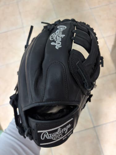 Rawlings Gamer Series 12IN: Right Hand Throw