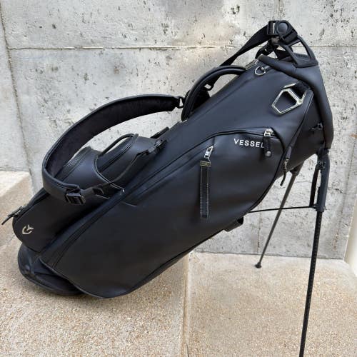 Vessel Golf Player V Lux Faux Leather Black 6 Way Dividers Stand Cart Bag