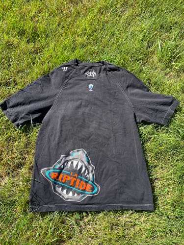 Black XL Men's vintage LA Riptide Warrior Shirt (Used)
