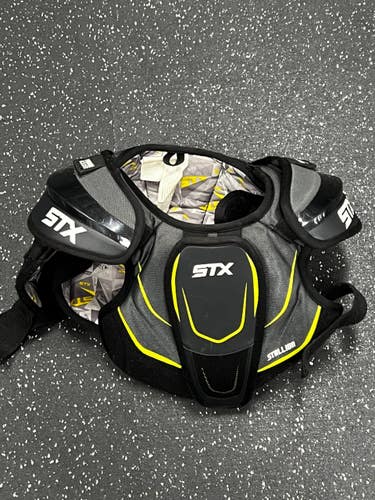 Used STX STALLION 200+ Lacrosse Shoulder Pads Black MD 11849-S000044576