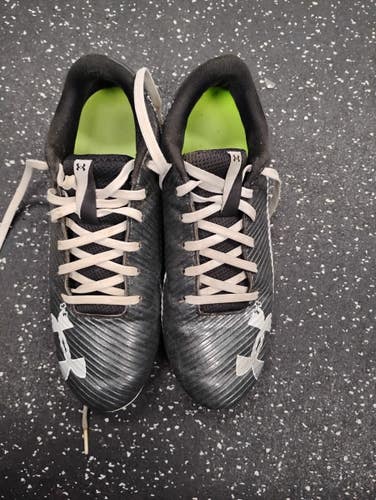 Used Under Armour BLUR Adult FB Cleats Black Senior 7 11849-S000044569