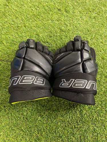Junior Bauer Vapor 3X Gloves 11" (Used)