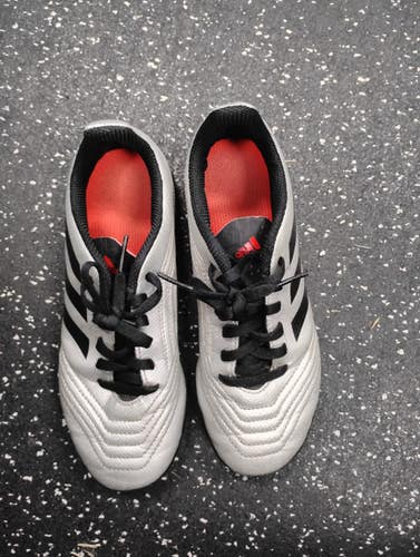 Used Adidas Soccer Turf Shoes Grey Junior 02.5 11849-S000044517