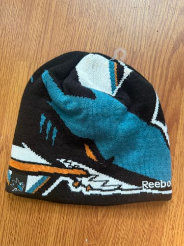 Reebok NHL San Jose Sharks New beanie skull cap