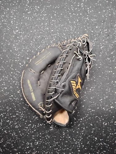 Used Mizuno GXC 111 BB/SB Catchers LH Throw Red 31 1/2" 11849-S000044504