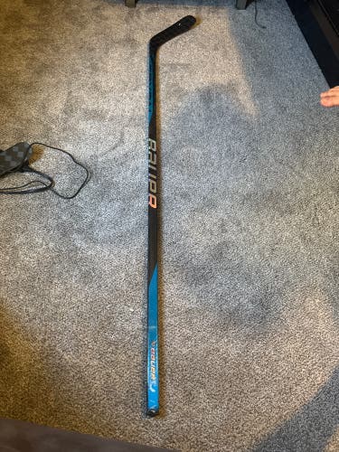 Senior Bauer Nexus Sync Right Handed Hockey Stick P88 77 Flex (Used)