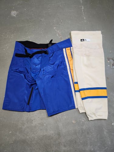 Blues WC shell and socks Size L.