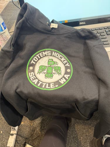 Black Men's Small Sweatshirt (New)