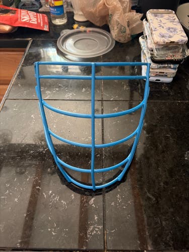 Box Lacrosse Facemask - The Moro Classic
