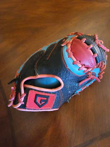 2023 RH Catcher's Baseball Glove 32" (Used)
