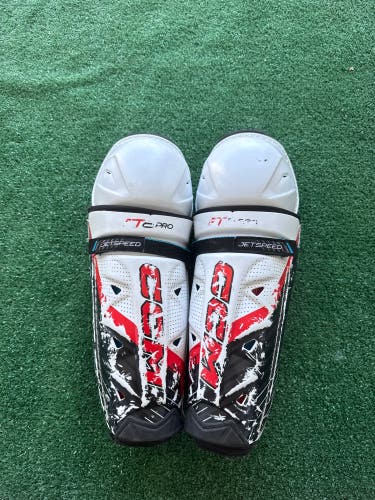 Senior CCM JetSpeed FT6 Pro Shin Pads 13" (Used)