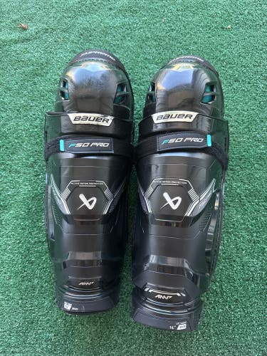Senior Bauer Supreme F50 Pro Shin Pads 14" (Used)