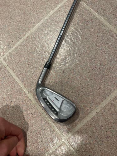 Men's TaylorMade Rac 4 iron Right Handed Regular Flex Steel Shaft (Used)