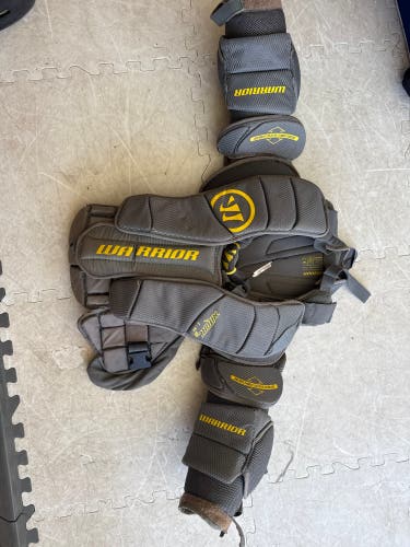Large/Extra Large Warrior Ritual Goalie Chest Protector (Used)
