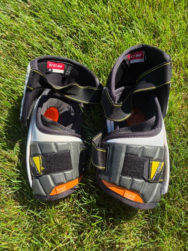 Senior Large CCM Tacks Pro Elbow Pads Pro Stock (Used)